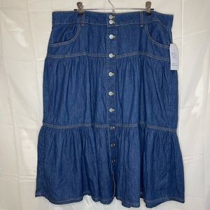 NWT Time and tru denim tiered skirt